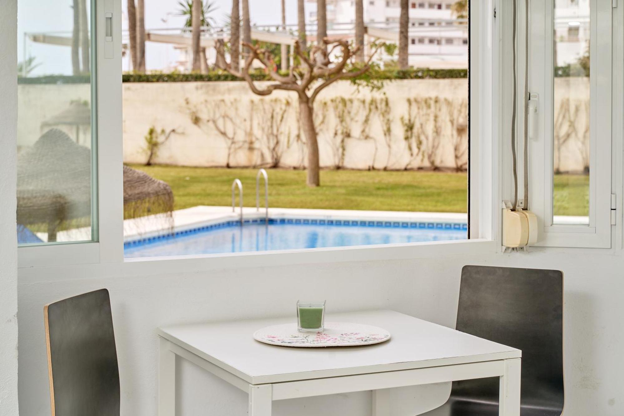 Comfortable Studio Apt Nerja Exterior photo